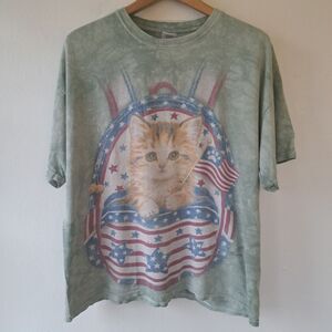 Vintage XL Faded Green The Mountain Patriotic Kitten Tie Dye T-shirt Unisex FLAW